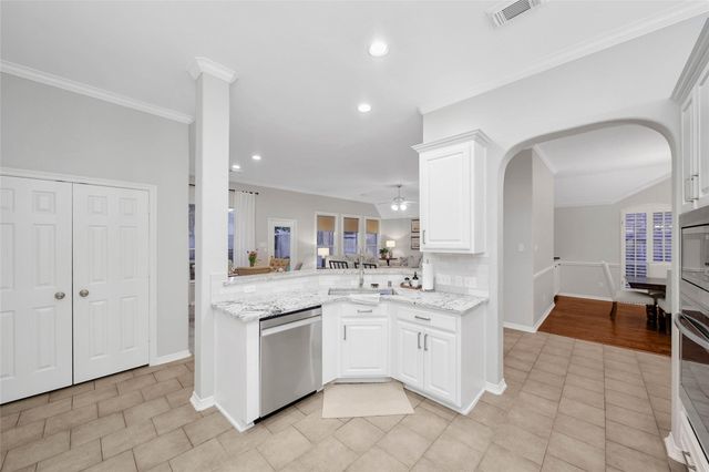 3907 Broad Thicket Court, Sugar Land, TX 77498