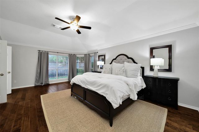 3907 Broad Thicket Court, Sugar Land, TX 77498