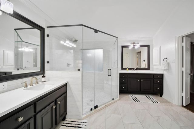 3907 Broad Thicket Court, Sugar Land, TX 77498