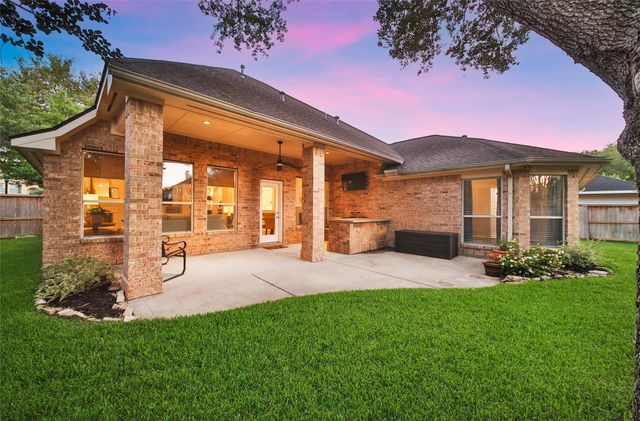 3907 Broad Thicket Court, Sugar Land, TX 77498
