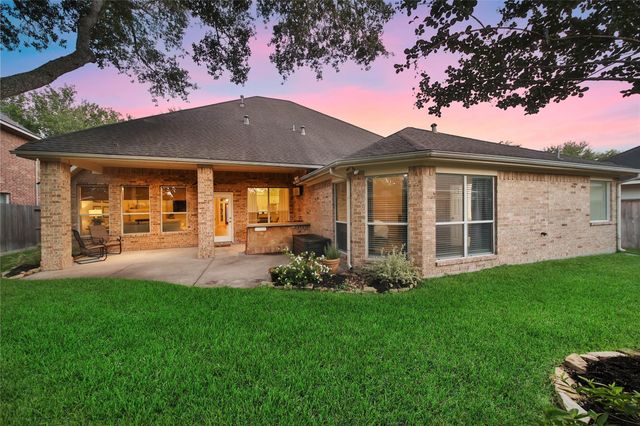3907 Broad Thicket Court, Sugar Land, TX 77498