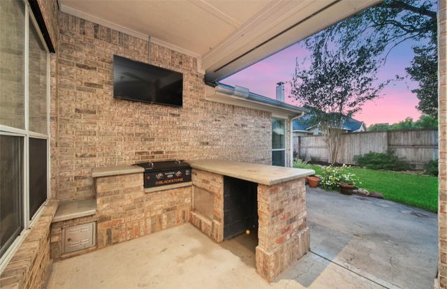 3907 Broad Thicket Court, Sugar Land, TX 77498