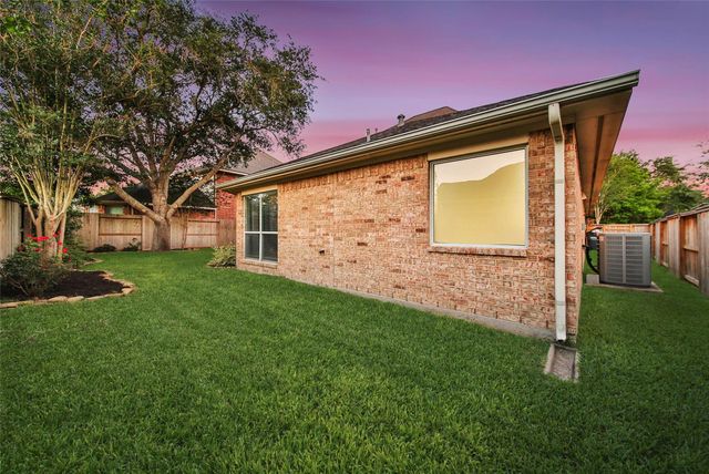 3907 Broad Thicket Court, Sugar Land, TX 77498