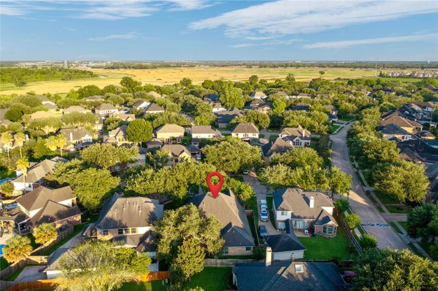 3907 Broad Thicket Court, Sugar Land, TX 77498