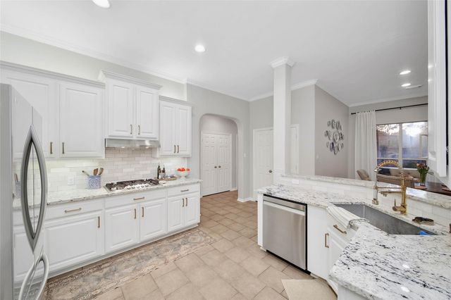 3907 Broad Thicket Court, Sugar Land, TX 77498