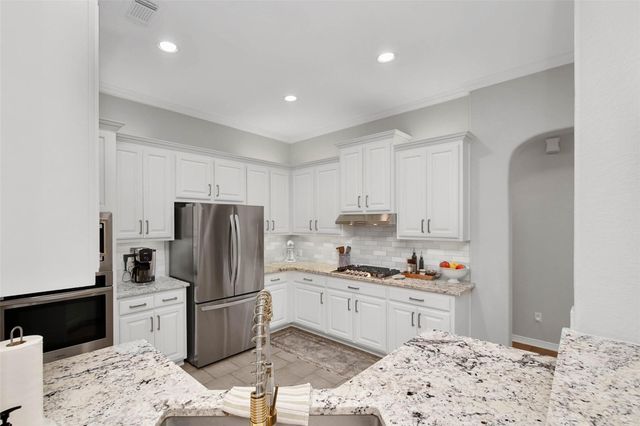 3907 Broad Thicket Court, Sugar Land, TX 77498