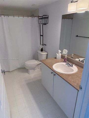 60 NW 37th Ave 700, Miami, FL 33125