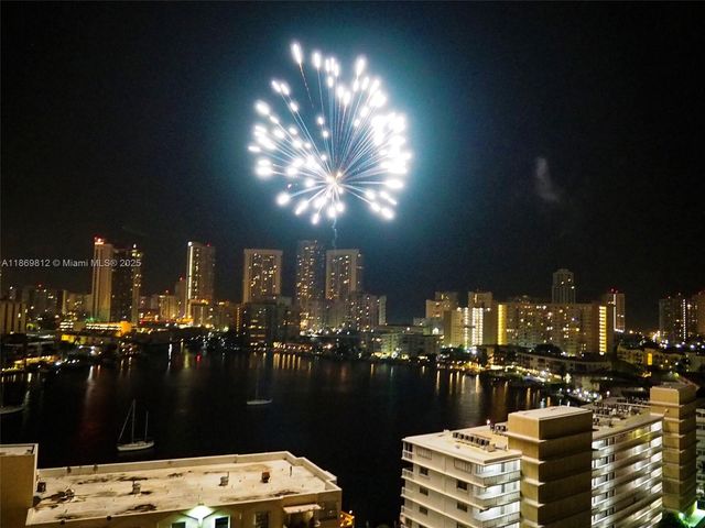 427 Golden Isles Dr 16E, Hallandale Beach, FL 33009