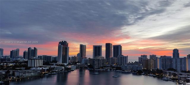 427 Golden Isles Dr 16E, Hallandale Beach, FL 33009