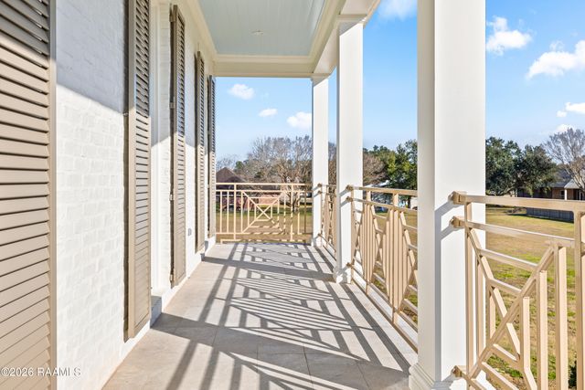 403 Ivy Cottage Drive, Youngsville, LA 70592