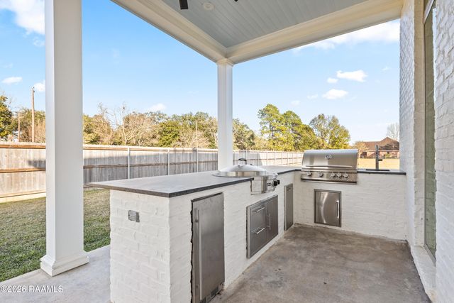 403 Ivy Cottage Drive, Youngsville, LA 70592