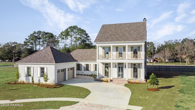 403 Ivy Cottage Drive, Youngsville, LA 70592