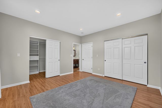 178 Cripple Creek Court 1, Schaumburg, IL 60194