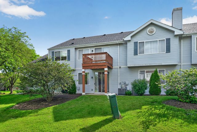 178 Cripple Creek Court 1, Schaumburg, IL 60194