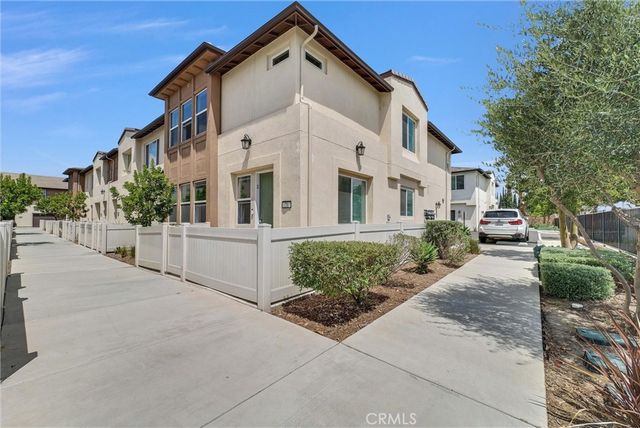 70 Aria, South El Monte, CA 91733