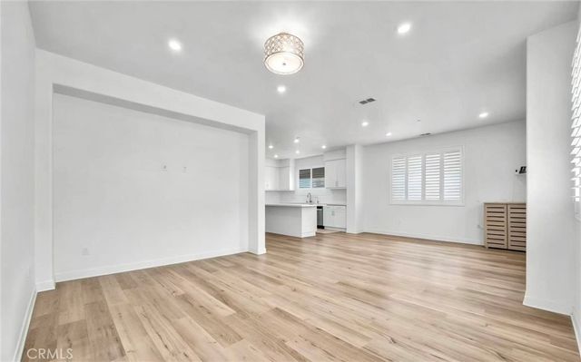 70 Aria, South El Monte, CA 91733