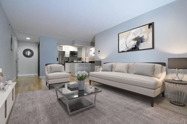 3080 21st Street 4E, Astoria, NY 11102
