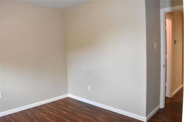 4702 11th, Bacliff, TX 77518