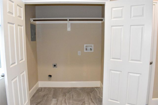 4702 11th, Bacliff, TX 77518