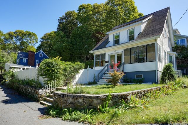 1 Wakefield Avenue, Saugus, MA 01906