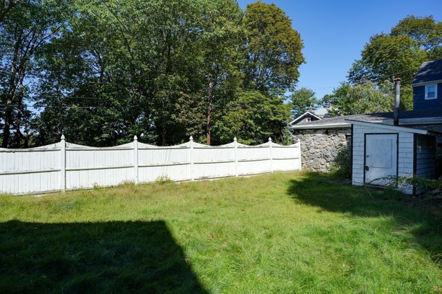 1 Wakefield Avenue, Saugus, MA 01906