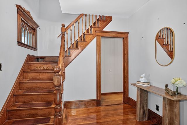 1 Wakefield Avenue, Saugus, MA 01906