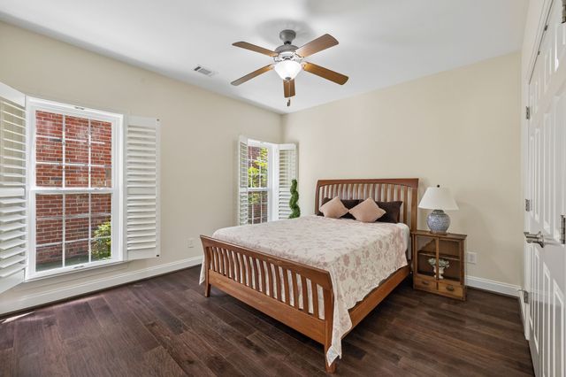 1225 Stoney Point Ln, Franklin, TN 37067