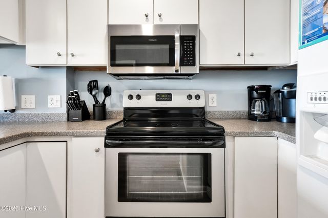 502 Pelican Court, Kure Beach, NC 28449