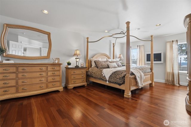 10017 127th Street Ct NW, Gig Harbor, WA 98329