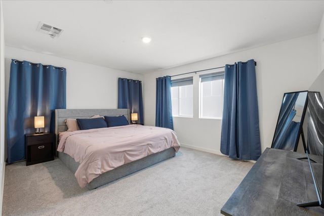 9041 Sausalito Ln, Roseville, CA 95747