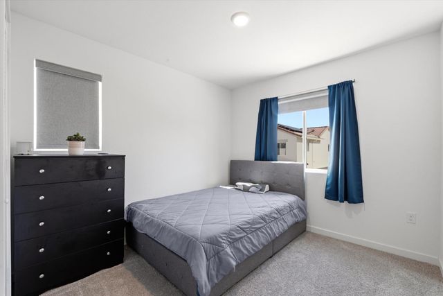 9041 Sausalito Ln, Roseville, CA 95747