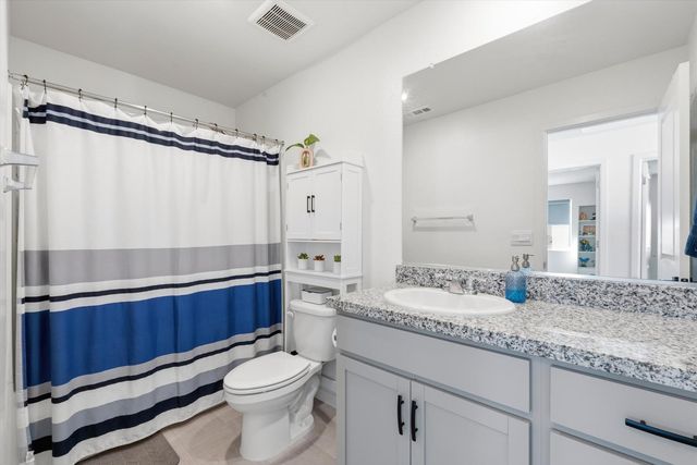 9041 Sausalito Ln, Roseville, CA 95747