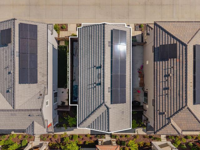 9041 Sausalito Ln, Roseville, CA 95747