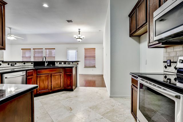 2853 Cascade Cove Drive, Little Elm, TX 75068