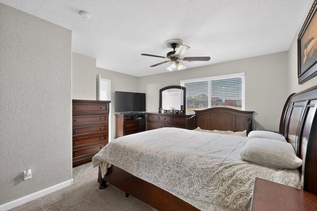 5629 Powers Way Road SW, Albuquerque, NM 87121