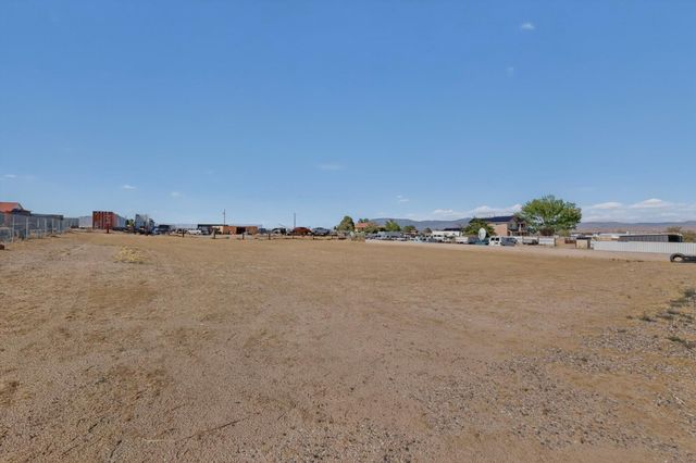 5629 Powers Way Road SW, Albuquerque, NM 87121