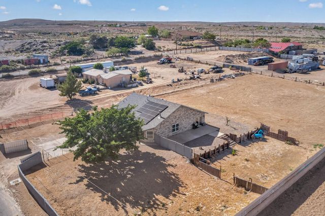 5629 Powers Way Road SW, Albuquerque, NM 87121
