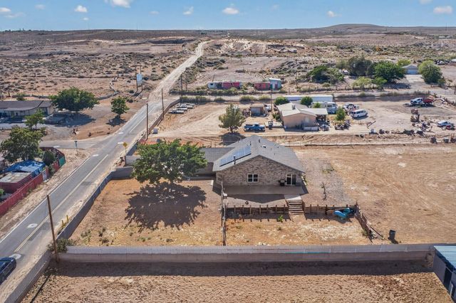 5629 Powers Way Road SW, Albuquerque, NM 87121
