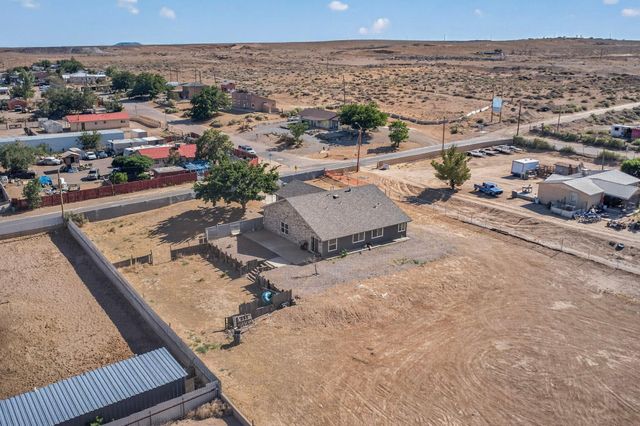 5629 Powers Way Road SW, Albuquerque, NM 87121
