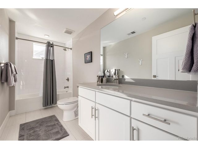 210 S Cherrywood Dr 204, Lafayette, CO 80026