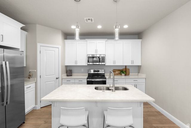 1222 N MISTICO ALY, Washington, UT 84780