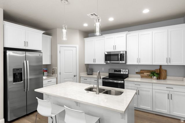 1222 N MISTICO ALY, Washington, UT 84780