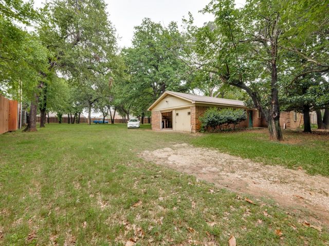6805 Herbert Road, Colleyville, TX 76034