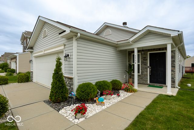 5774 White Pine Road, Whitestown, IN 46075
