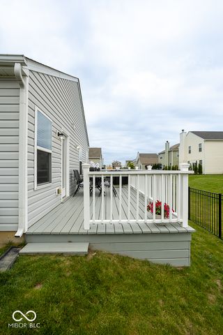 5774 White Pine Road, Whitestown, IN 46075