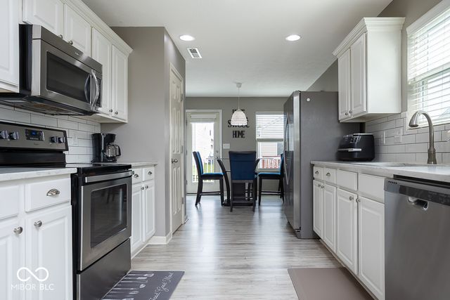 5774 White Pine Road, Whitestown, IN 46075