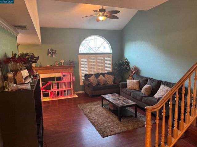 115 Pelican Loop, Pittsburg, CA 94565
