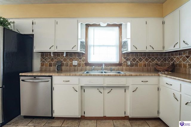 625 Smith Avenue, Elizabethtown, KY 42701