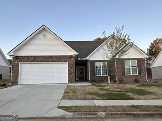 821 Crossroads Court, Social Circle, GA 30025