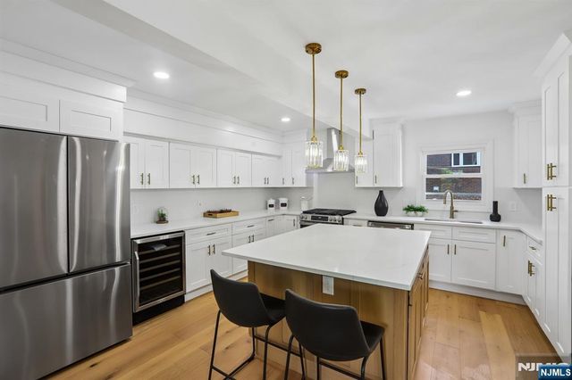 6 Norfolk Avenue, Maplewood, NJ 07040